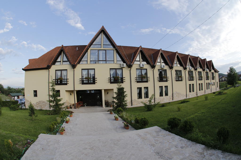Conacul Archia Otel Deva Dış mekan fotoğraf